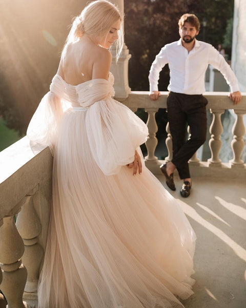 Gorgeous Sweetheart A-line Tulle Long Sleeves Wedding Dress, CG182